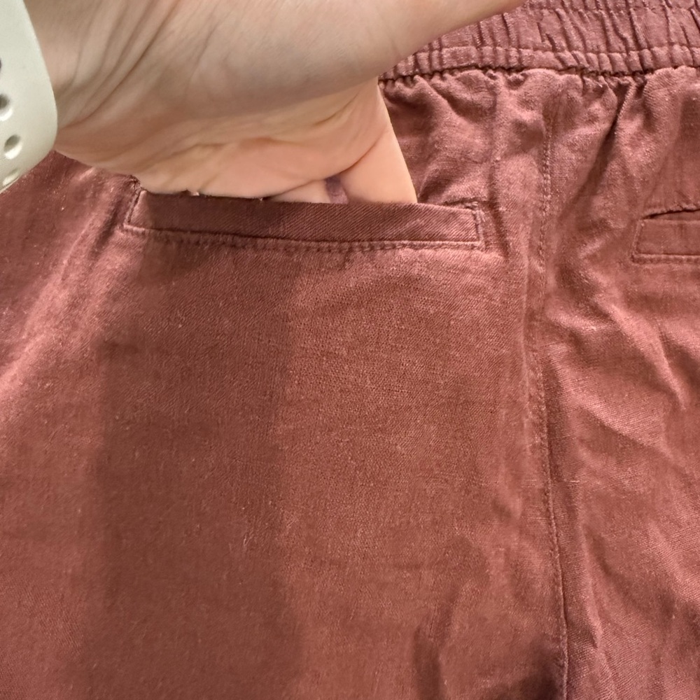 Old Navy Cropped Linen Pants Small EUC Sold Out Style!! - Picture 7 of 9